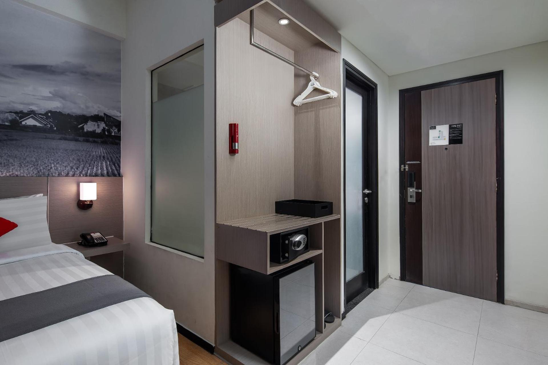 Hotel Neo+Waru-Sidoarjo By Aston Exterior foto