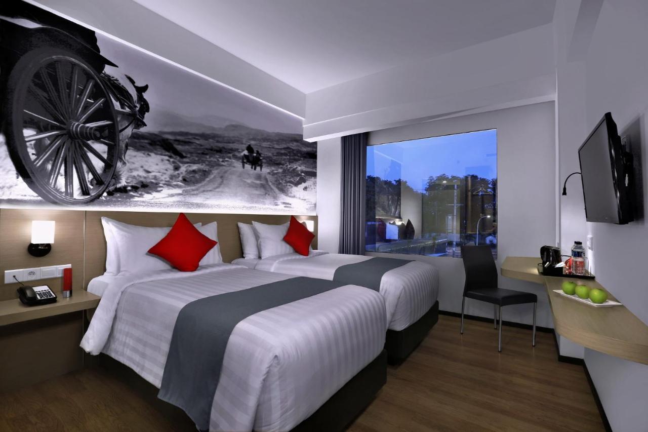 Hotel Neo+Waru-Sidoarjo By Aston Exterior foto